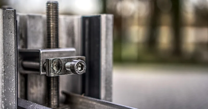 Cloison amovible ou cloison fixe : le vrai calcul
